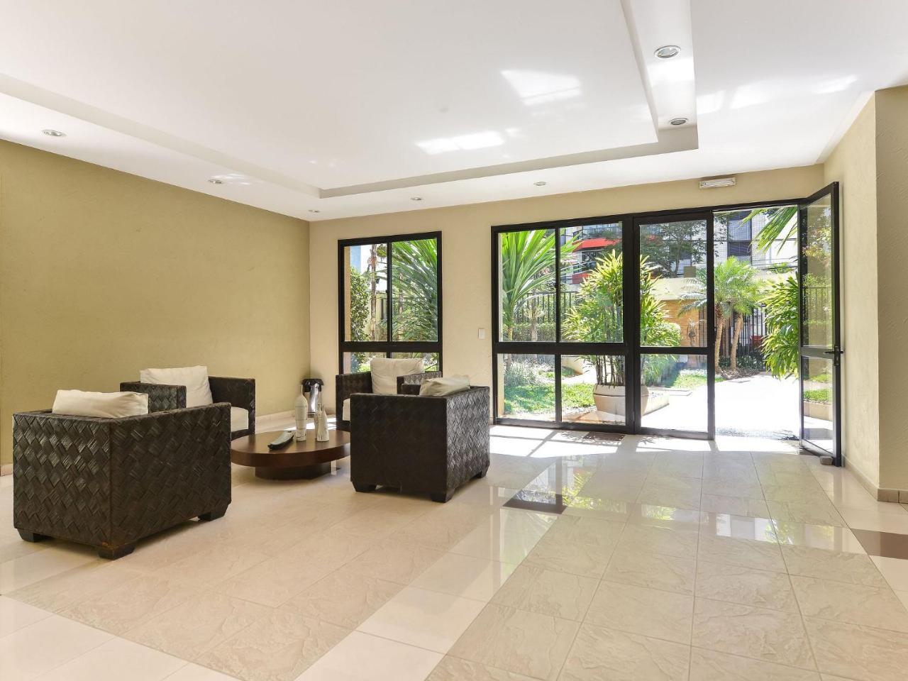 Apartamento Perfeita Localização, Incrível Vista, Piscina,... São Paulo